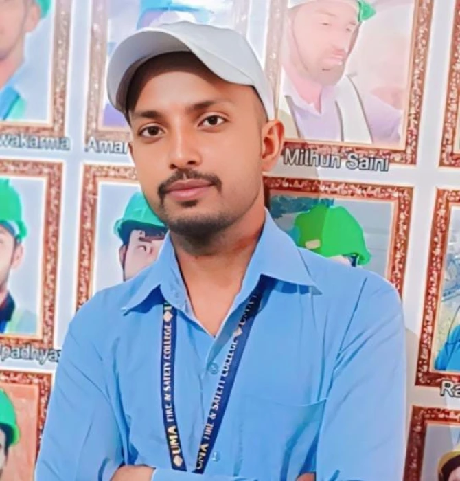 Mr. Vibhoo Kushwaha Electrical  Teacher